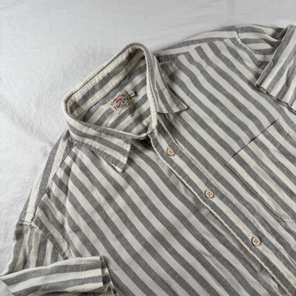 Faherty Men's Size M Gray Striped Short Sleeve Hemp Blend Button Up Shirt